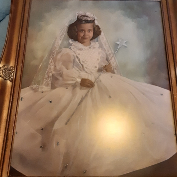 This is painted portrait Christmas/Halloween Girl - Picture 5 of 12